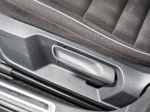 Used 2021 Volkswagen Jetta GLI image 25