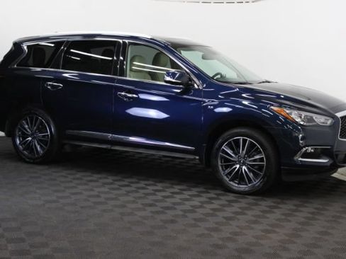 Used 2018 INFINITI QX60 Luxe w/ Premium Plus Package AWD/4WD image 3
