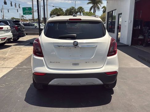 Used 2018 Buick Encore Premium w/ Experience Buick Package FWD image 4