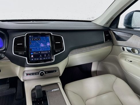 Used 2023 Volvo XC90 B5 Plus w/ Protection Package Premier AWD/4WD image 20