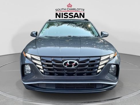 Used 2023 Hyundai Tucson SEL FWD image 2