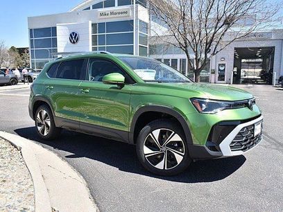 New 2025 Volkswagen Taos SE