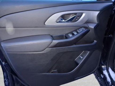 Used 2023 Chevrolet Traverse LT w/ LPO, Floor Liner Package image 16