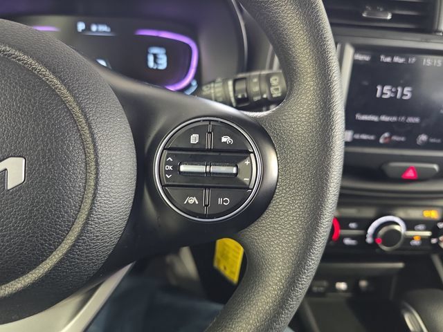 Used 2025 Kia Soul LX FWD image 18
