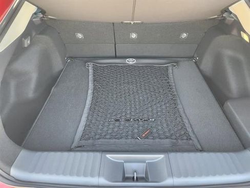 New 2026 Toyota Prius Plug-In Hybrid FWD image 22