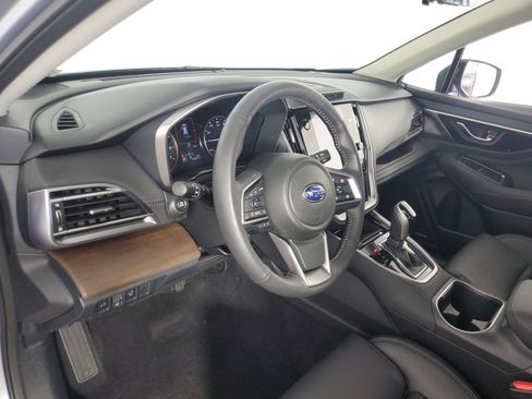 Used 2025 Subaru Outback Touring XT w/ Tech Package 2 AWD/4WD image 14