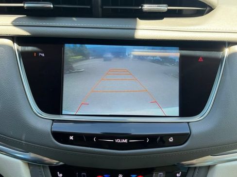 Used 2017 Cadillac XT5 Premium Luxury w/ Advanced Security Package AWD/4WD image 32