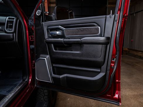 Used 2022 RAM 3500 Laramie image 33