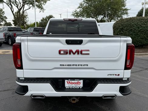 Certified 2024 GMC Sierra 1500 AT4 w/ Technology Package AWD/4WD image 8