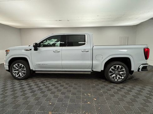 New 2026 GMC Sierra 1500 Denali w/ Denali Reserve Package image 13