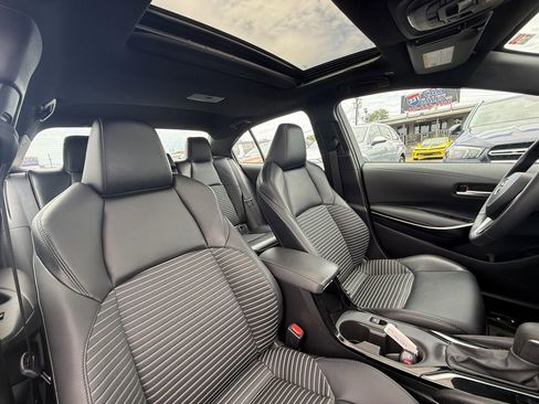 Used 2024 Toyota Corolla XSE FWD image 25