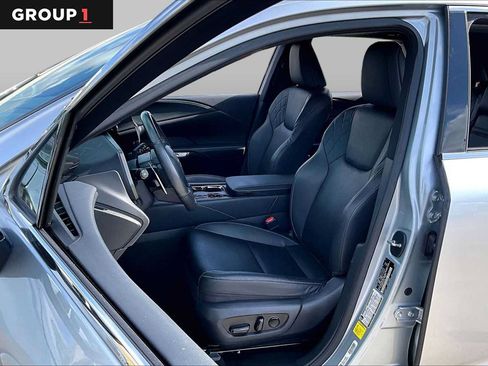 Used 2023 Lexus RX 350 Premium w/ Cold Area Package FWD image 7