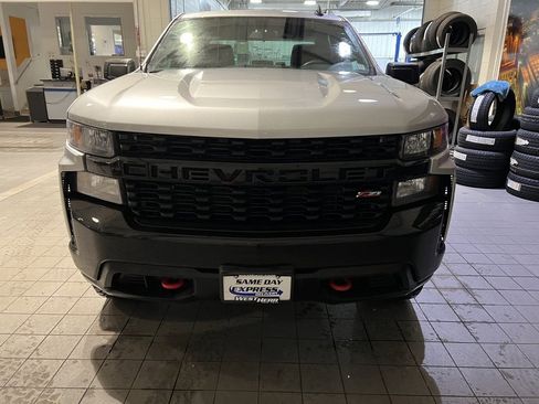 Used 2019 Chevrolet Silverado 1500 Custom Trail Boss w/ Custom Convenience Package image 2
