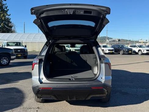 New 2026 Chevrolet Equinox RS image 9