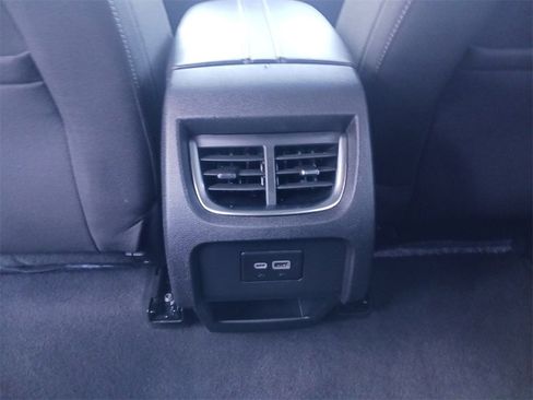 Used 2023 Chevrolet Blazer LT image 22