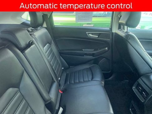 Used 2024 Ford Edge SEL w/ Convenience Package AWD/4WD image 9