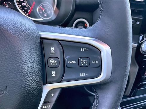 Used 2025 RAM 1500 Big Horn AWD/4WD image 24