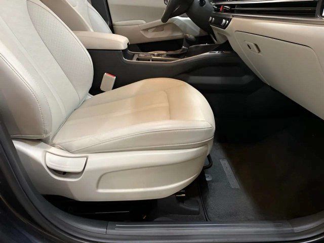 Used 2025 Kia Sorento S AWD/4WD image 81
