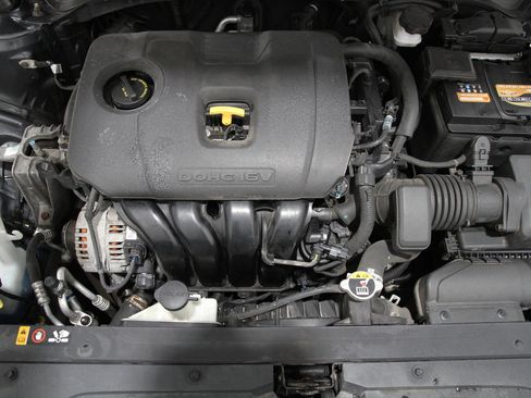 Used 2020 Kia Forte LXS image 19