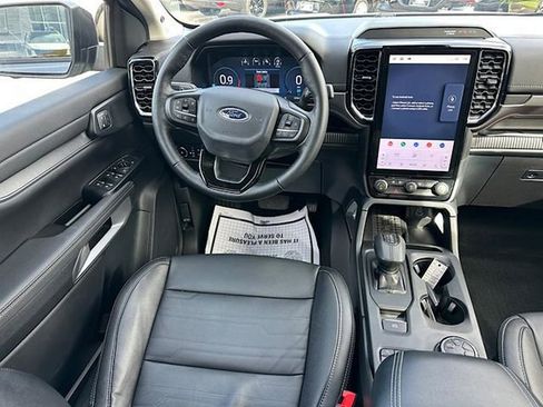 Used 2024 Ford Ranger Lariat w/ Trailer Tow Package image 21