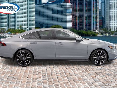 Certified 2025 Honda Accord Touring image 9