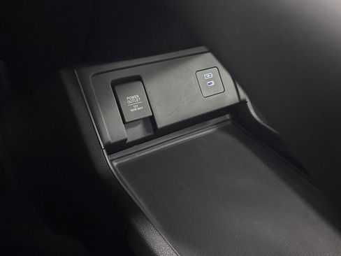 Used 2024 Acura RDX SH-AWD image 29