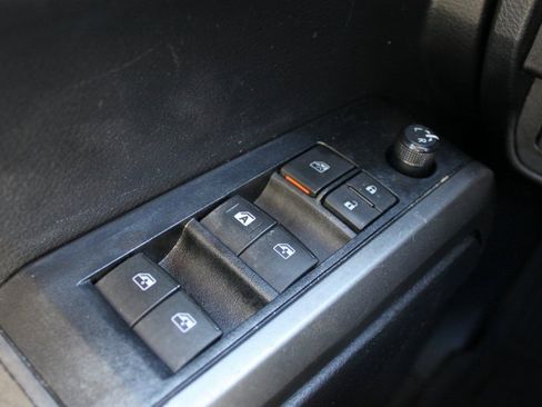 Used 2020 Toyota Tacoma SR5 image 14