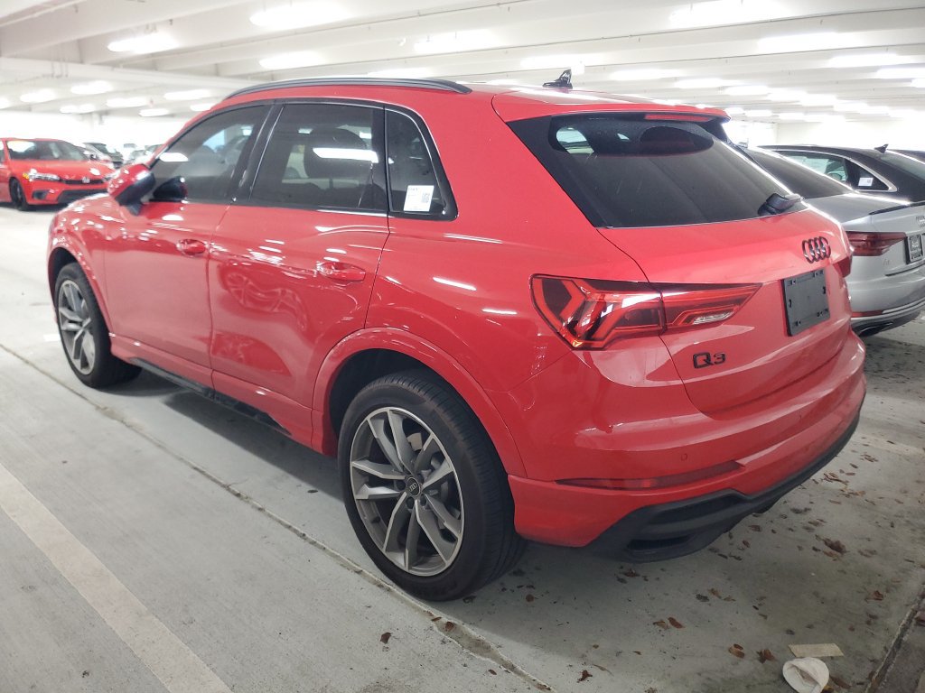 Used 2024 Audi Q3 2.0T Premium AWD/4WD image 4