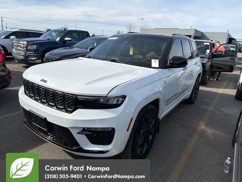 Used 2024 Jeep Grand Cherokee Summit image 1