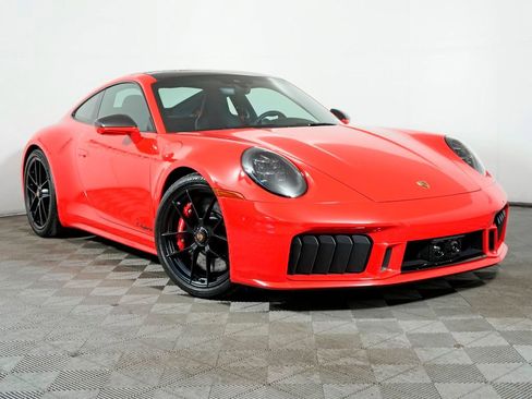 Used 2025 Porsche 911 Carrera GTS image 9