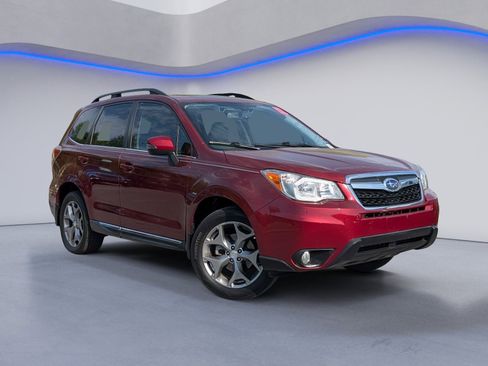 Used 2015 Subaru Forester 2.5i Touring w/ Eyesight & Navigation System image 2