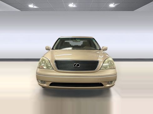 Used 2002 Lexus LS 430 RWD image 5