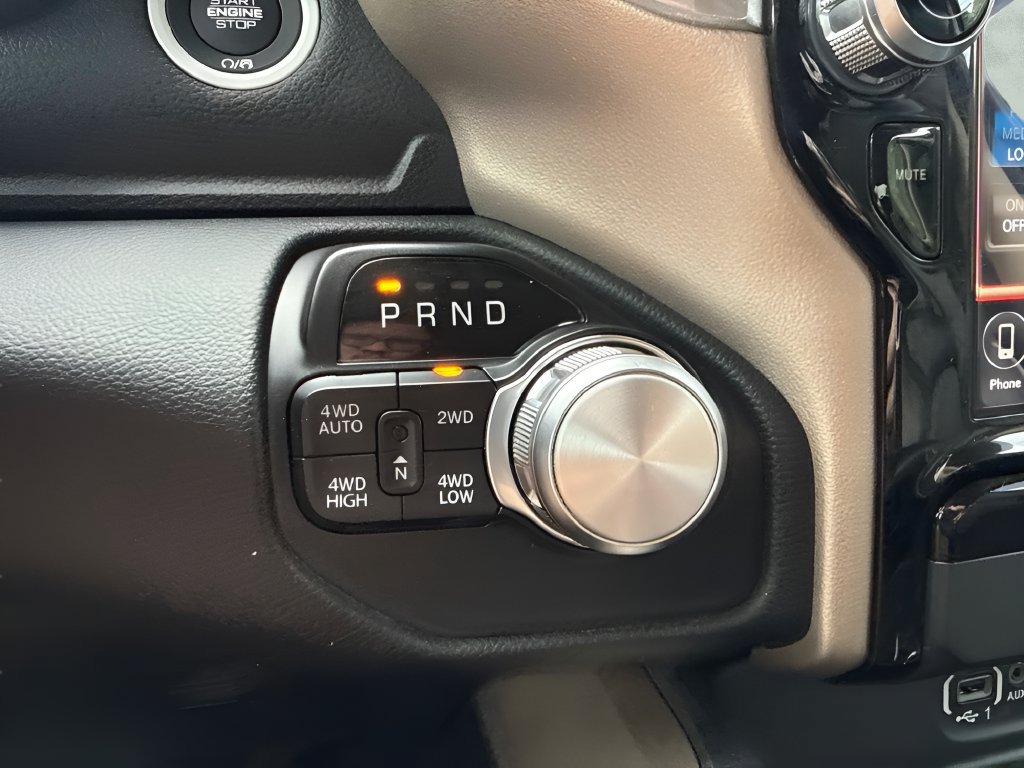 Used 2021 RAM 1500 Laramie AWD/4WD image 23