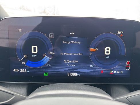 Used 2025 Chevrolet Equinox EV RS image 28