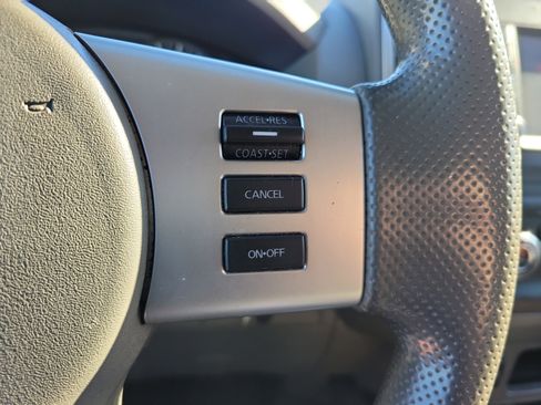 Used 2019 Nissan Frontier SV image 29