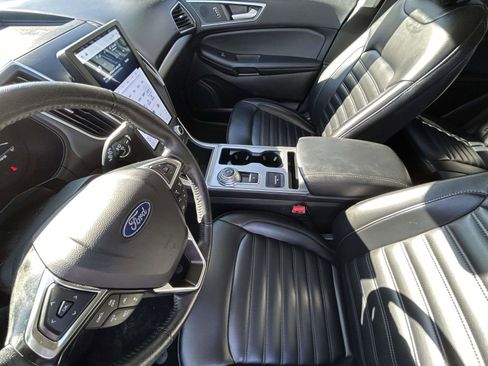 Used 2024 Ford Edge SEL image 10