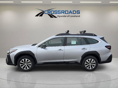 Used 2024 Subaru Outback image 2