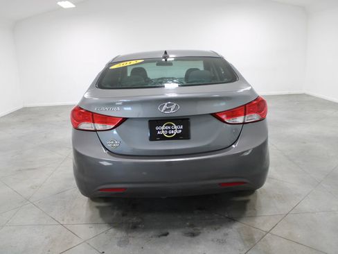 Used 2013 Hyundai Elantra GLS image 8