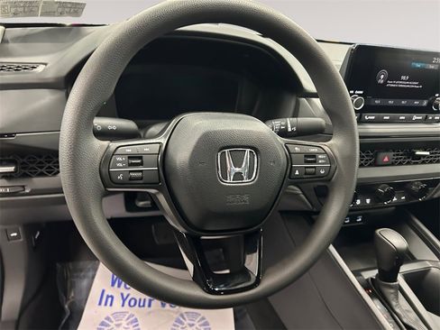 Used 2025 Honda Accord SE image 12