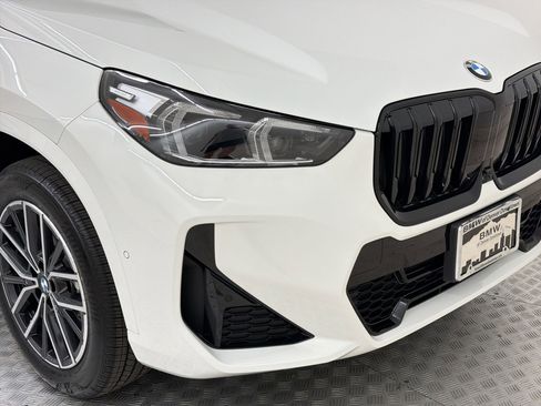 New 2026 BMW X1 xDrive28i w/ Technology Package AWD/4WD image 11