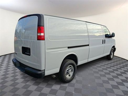 Used 2023 Chevrolet Express 2500 Extended w/ Driver Convenience Package image 6