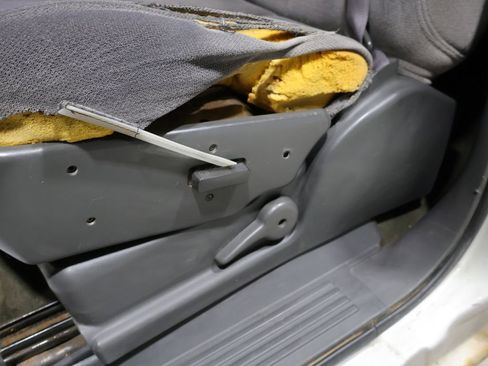 Used 2006 GMC Sierra 1500 SLE w/ Light Duty Power Package AWD/4WD image 12