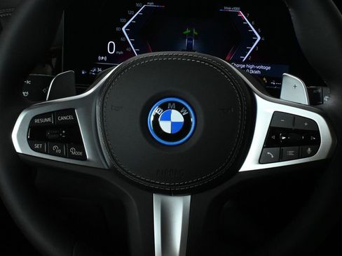 Used 2026 BMW X5 xDrive50e w/ M Sport Package image 20