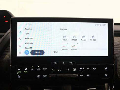 Used 2023 Subaru Solterra AWD image 28