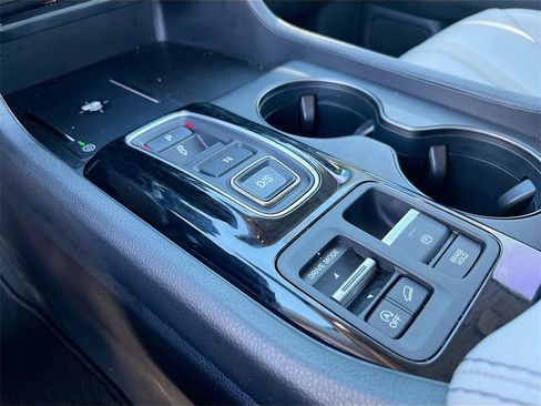 Used 2024 Honda Pilot EX-L image 16