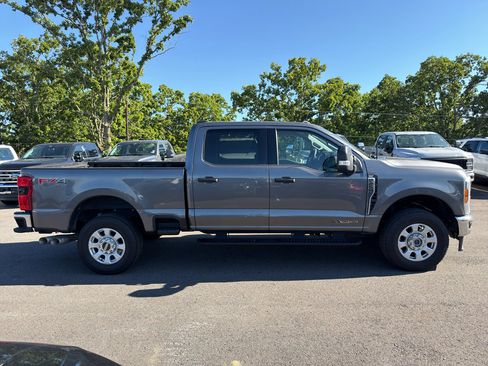 Used 2023 Ford F250 XLT w/ 360-Degree Camera Package AWD/4WD image 5