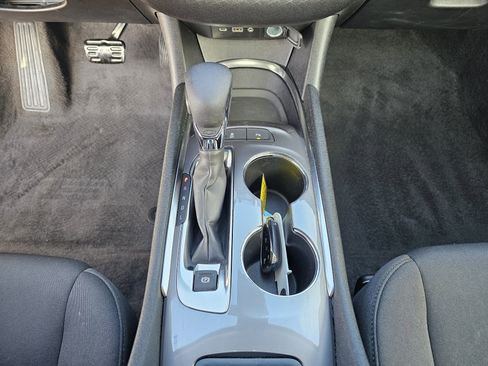 Used 2024 Chevrolet Malibu LT image 24