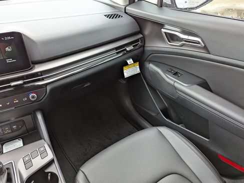 New 2026 Kia Sportage EX w/ EX Panorama Roof Package FWD image 15