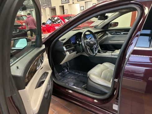 Used 2018 Cadillac CT6 Luxury image 15