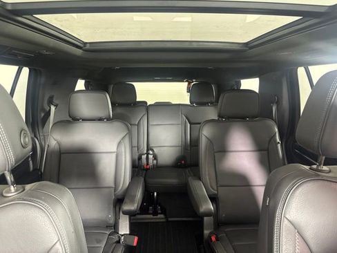 Used 2022 GMC Yukon Denali AWD/4WD image 14